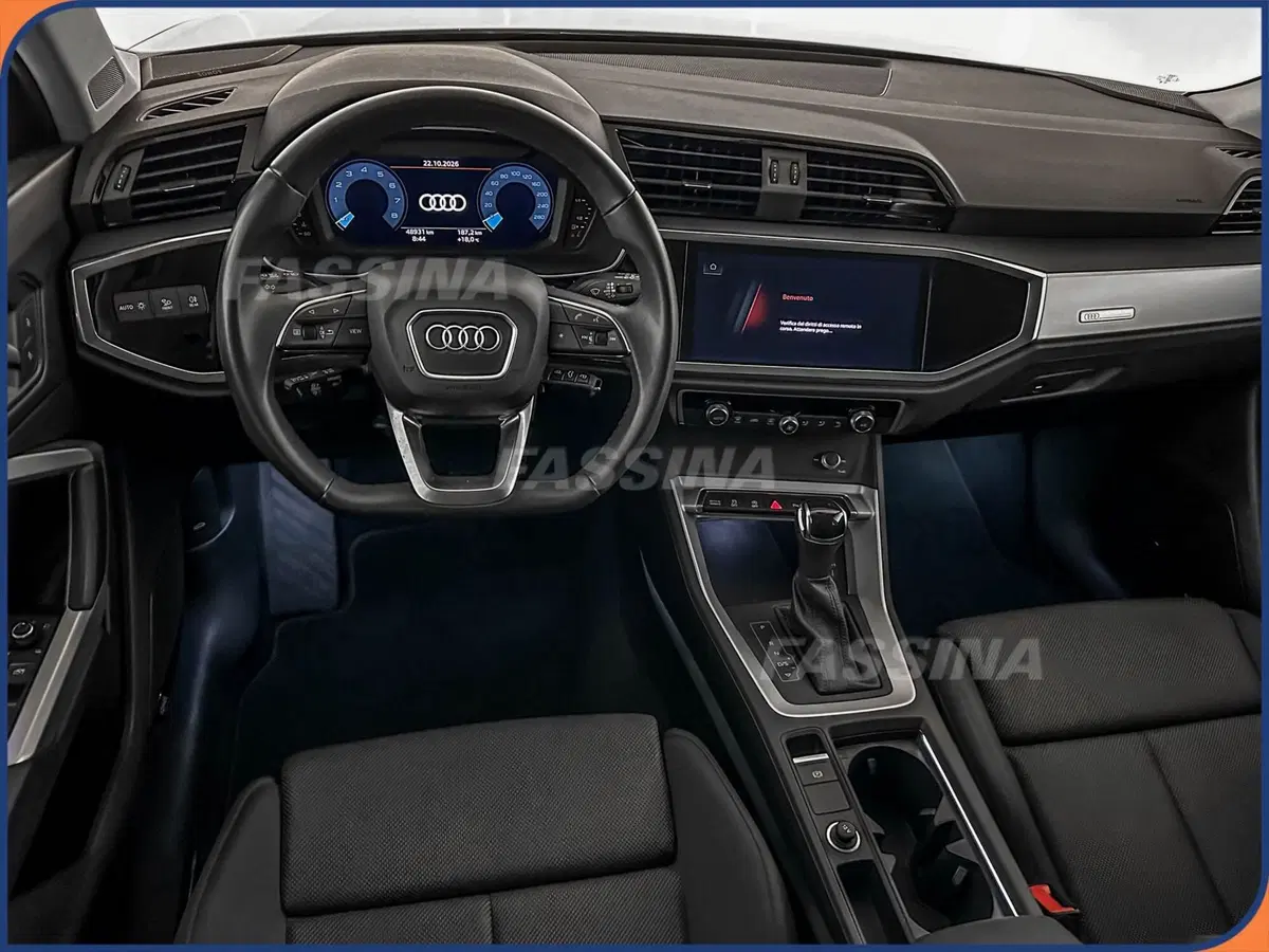Audi Q3 Sportback usata a Milano (11)