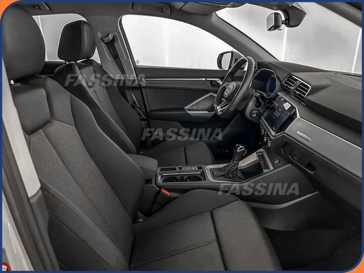 Audi Q3 Sportback usata a Milano (14)
