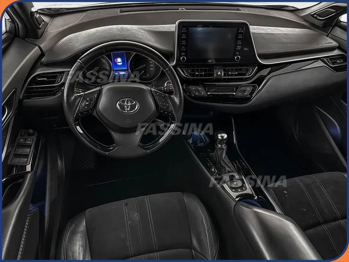 Toyota Toyota C-HR usata a Milano (11)