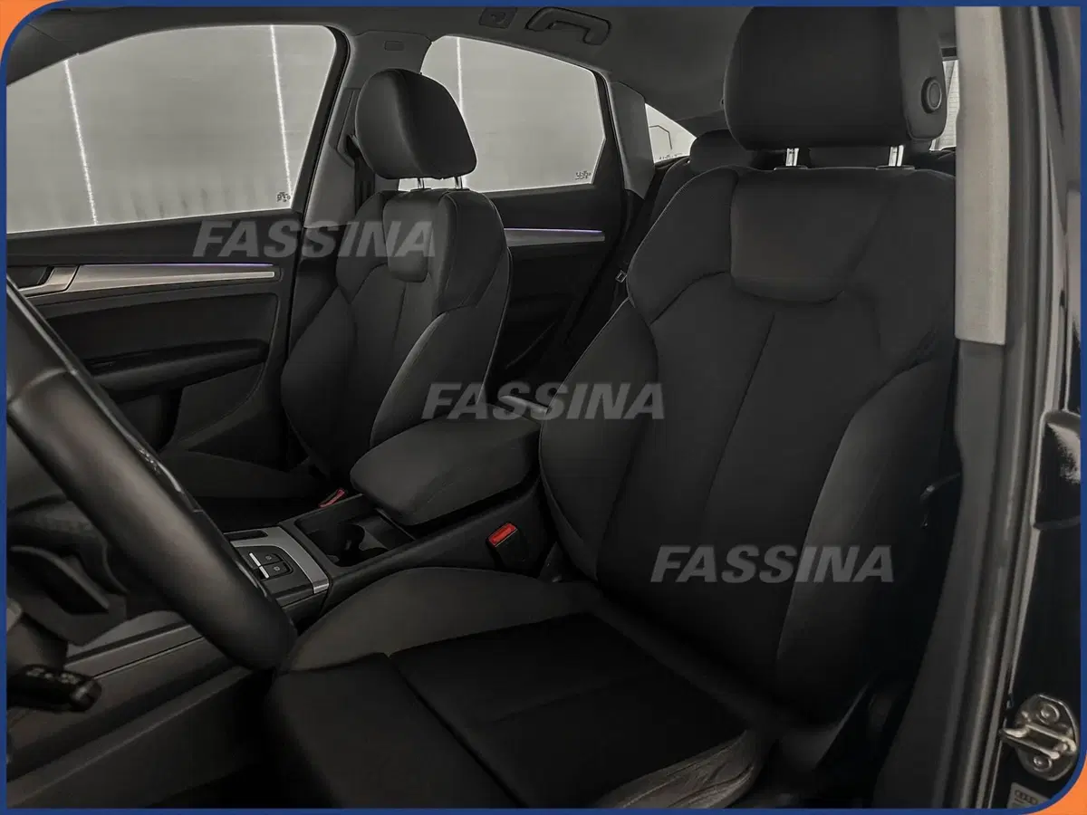 Audi Q4 Sportback usata a Milano (8)