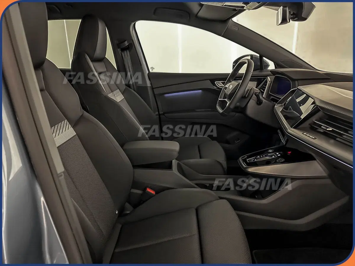 Audi Q4 Sportback usata a Milano (14)