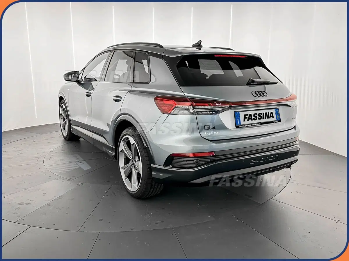 Audi Q4 Sportback usata a Milano (4)