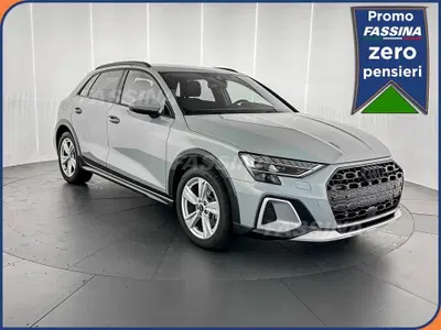 Audi A3 allstreet 2.0 tdi Business 150cv s-tronic del 2024 usata a Milano