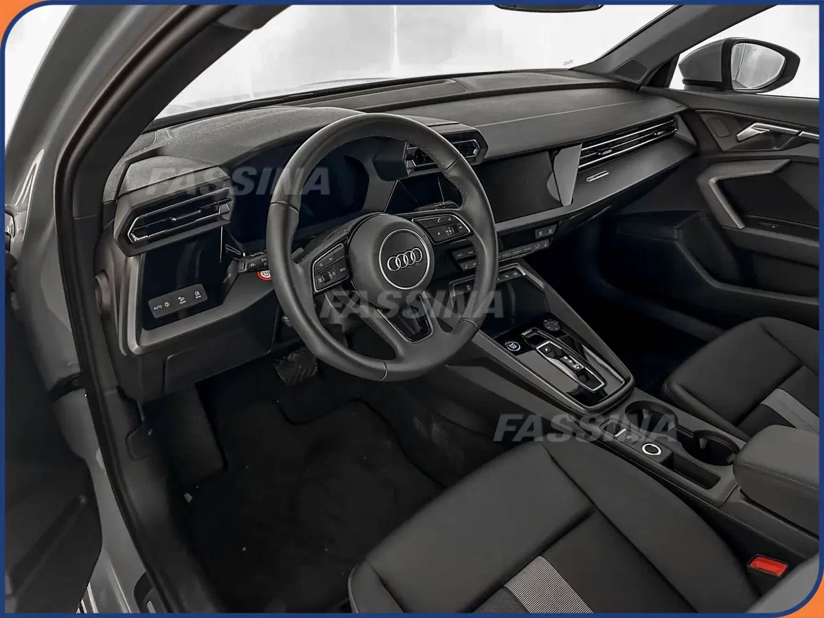 Audi A3 allstreet usata a Milano (9)
