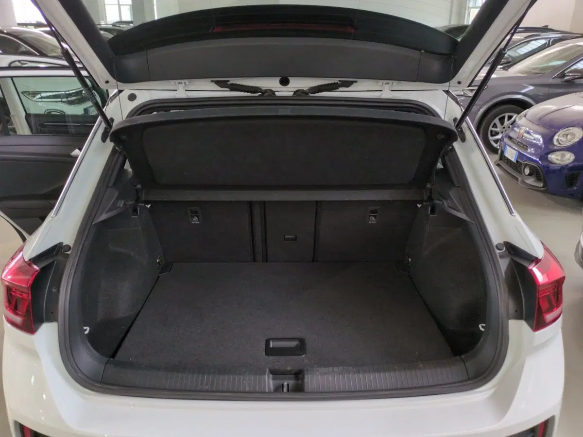 Volkswagen T-Roc usata a Agrigento (16)
