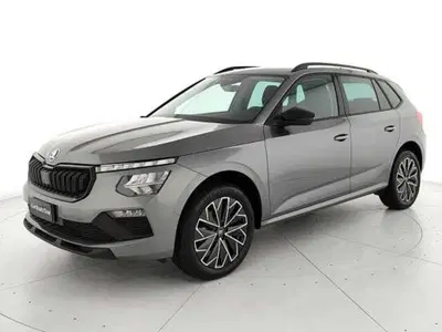 Skoda Kamiq 1.0 tsi Black Dots 115cv dsg del 2025 usata a Teverola