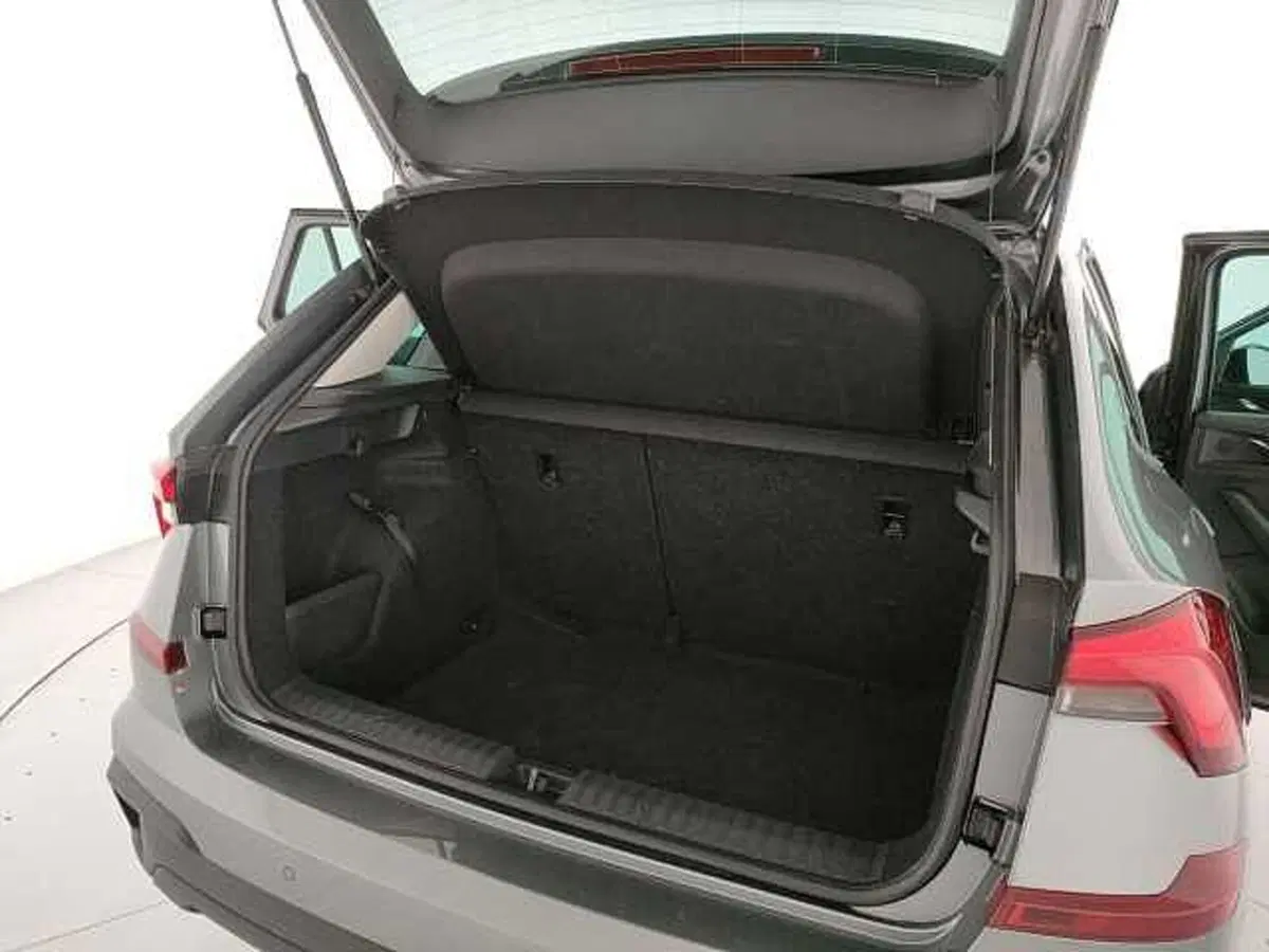 Skoda Kamiq usata a Caserta (12)