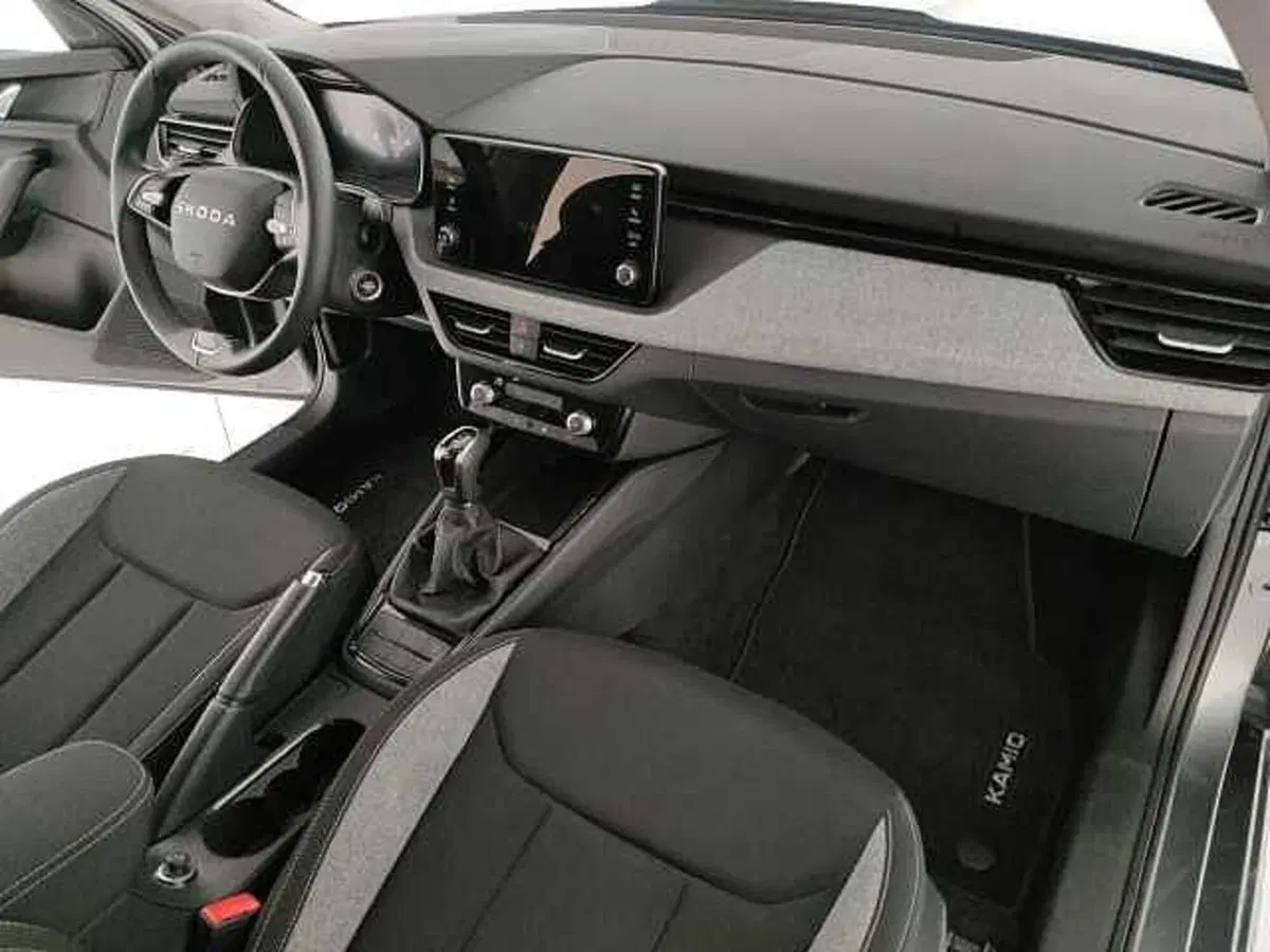 Skoda Kamiq usata a Caserta (18)