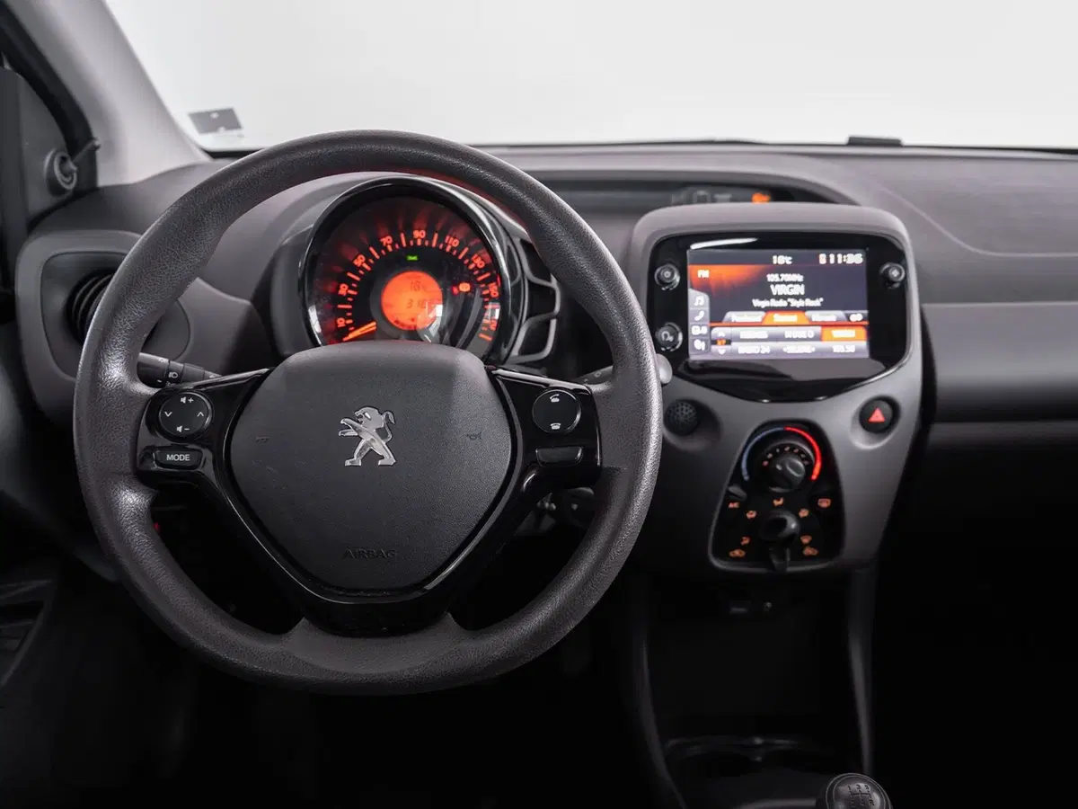 Peugeot 108 usata a Barletta-Andria-Trani (9)