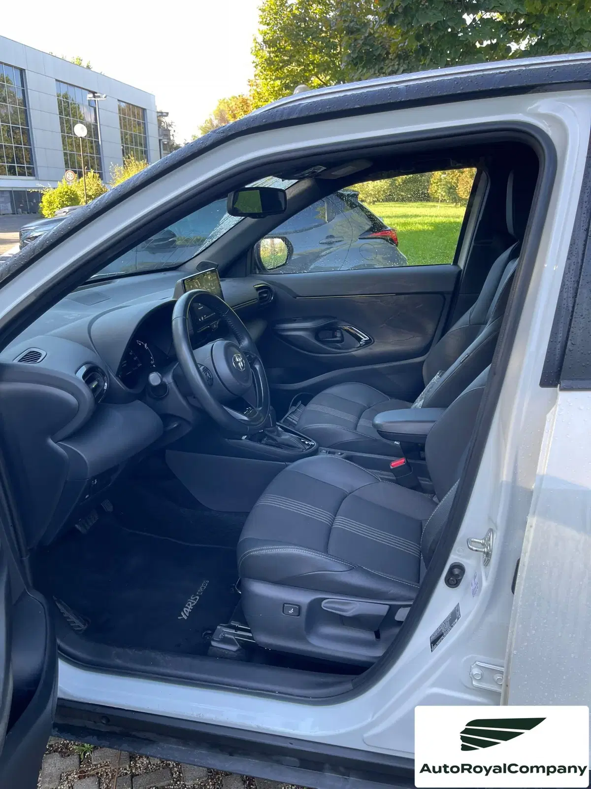 Toyota Yaris Cross usata a Roma (16)