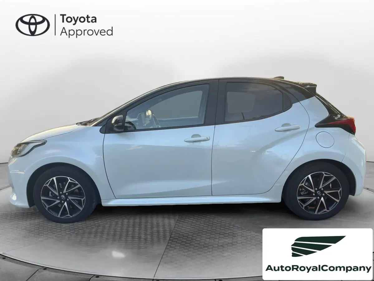 Toyota Yaris usata a Roma (2)
