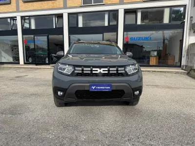 Dacia Duster 1.0 TCe GPL 4x2 Journey del 2023 usata a Corropoli