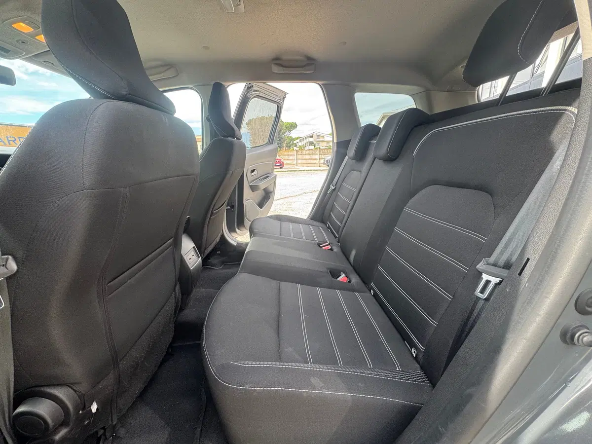 Dacia Duster usata a Teramo (11)