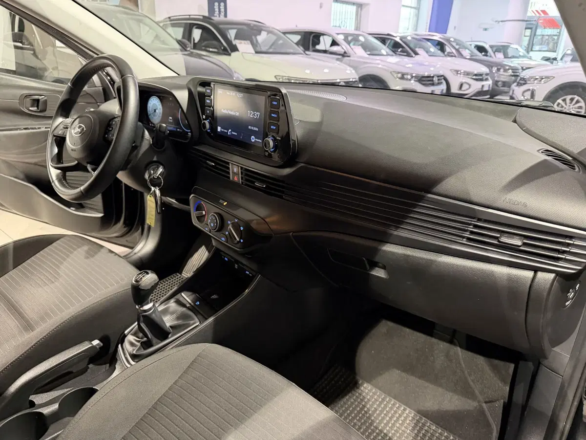 Hyundai i20 usata a Genova (10)