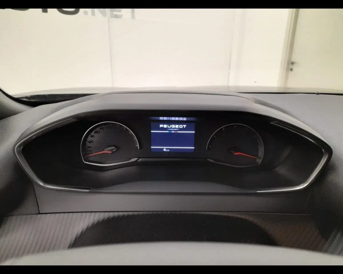 Peugeot 2008 nuova a Asti (10)