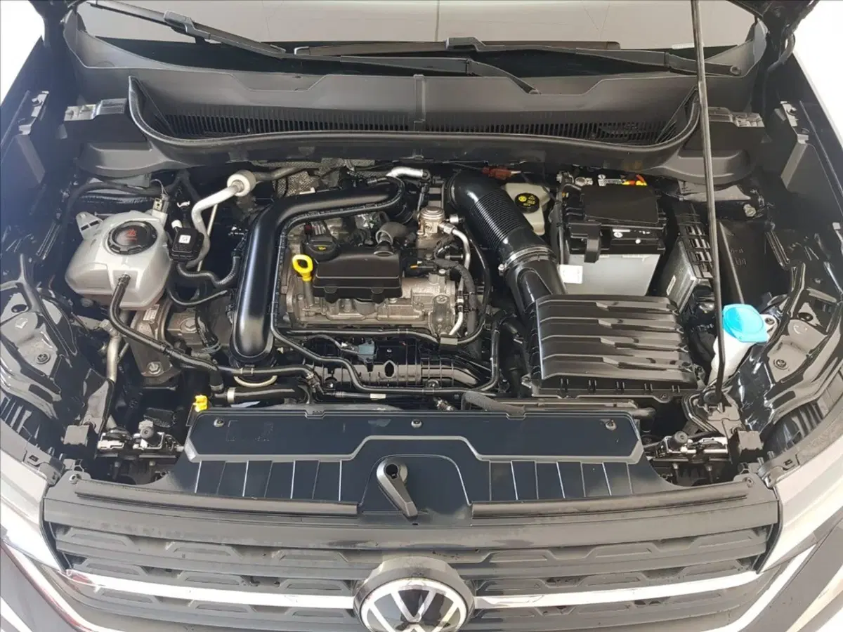 Volkswagen T-Cross usata a Lucca (17)