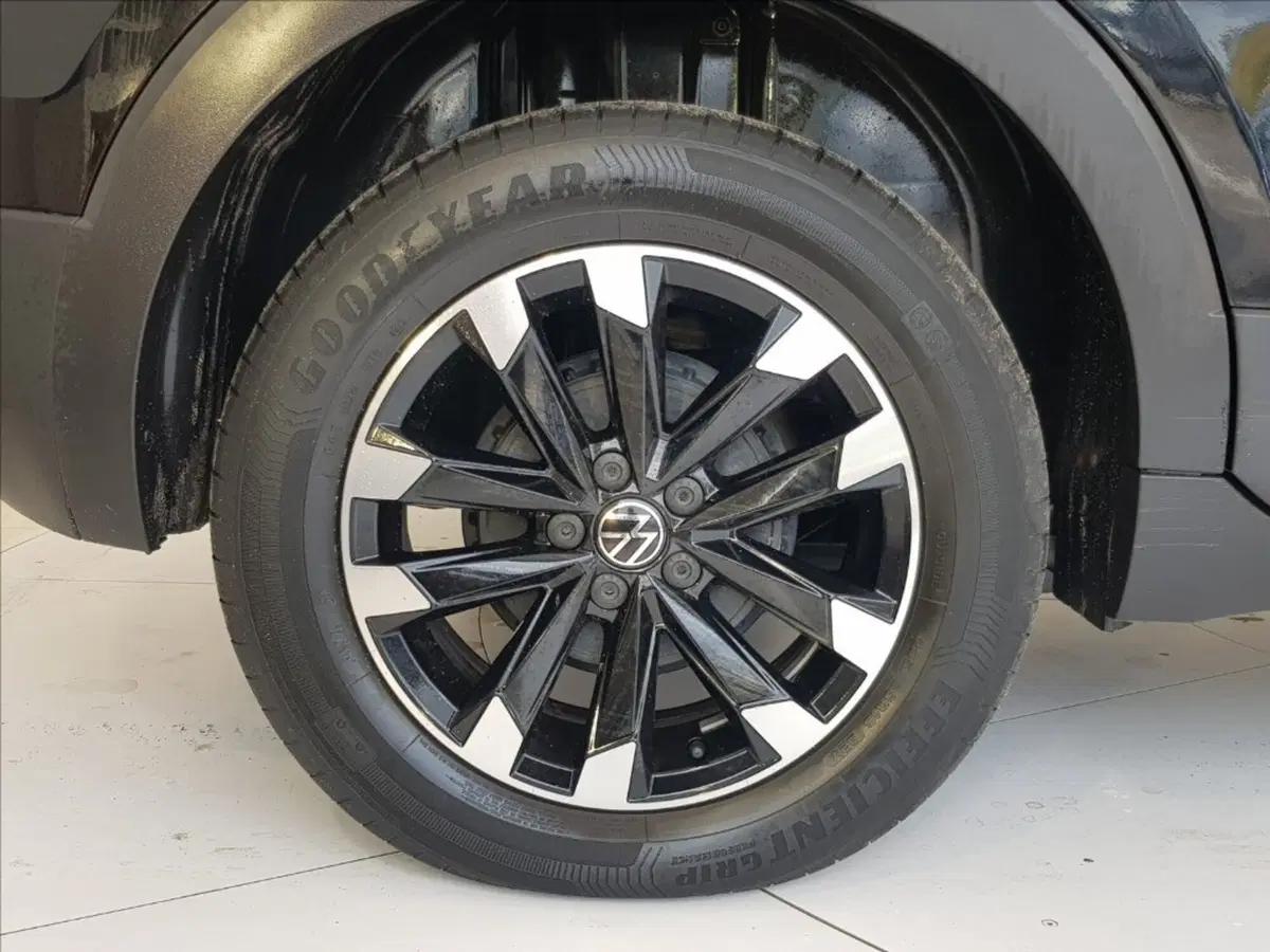 Volkswagen T-Cross usata a Lucca (9)