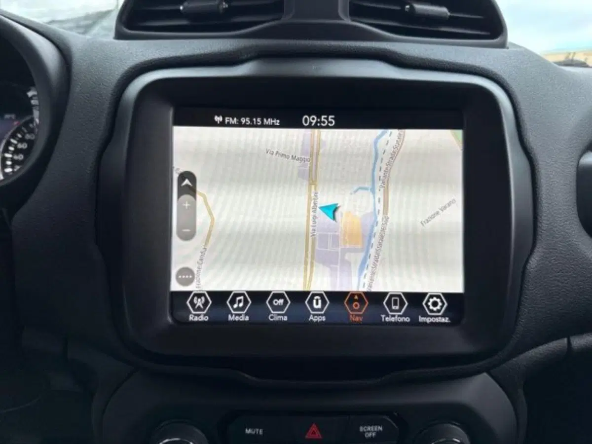 Jeep Renegade usata a Ancona (19)