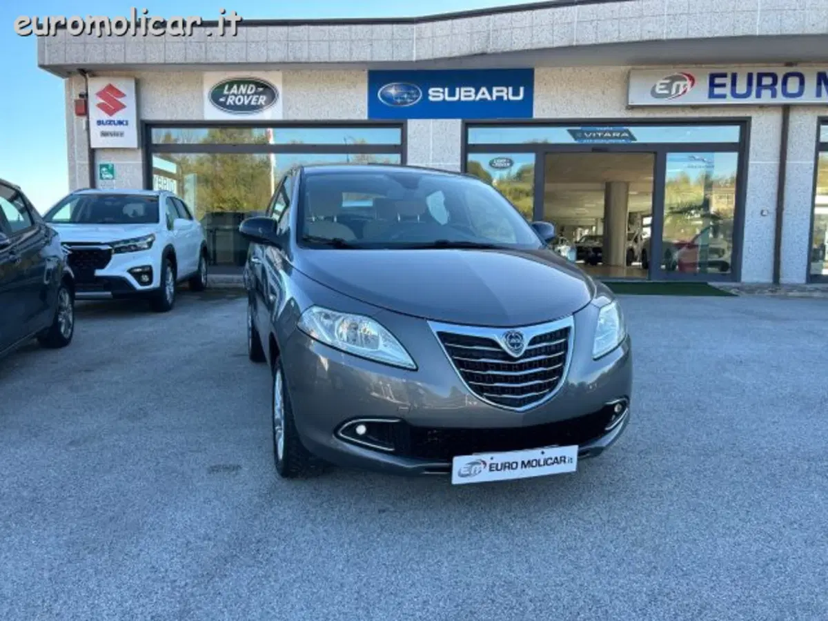 Lancia Ypsilon usata a Campobasso