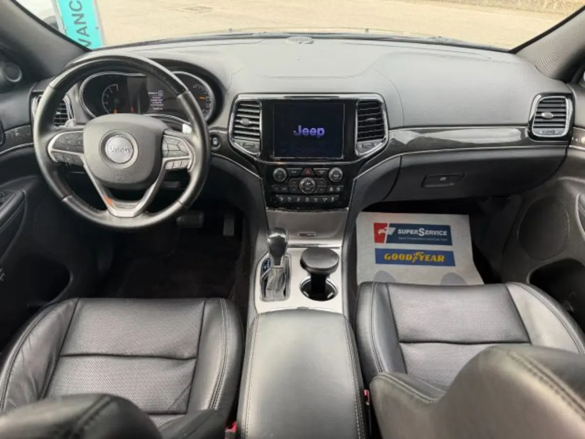 Jeep Grand Cherokee usata a Salerno (5)