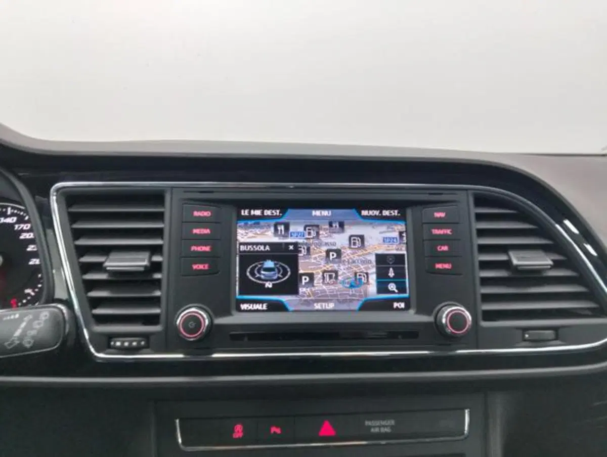 SEAT Leon ST usata a Como (12)