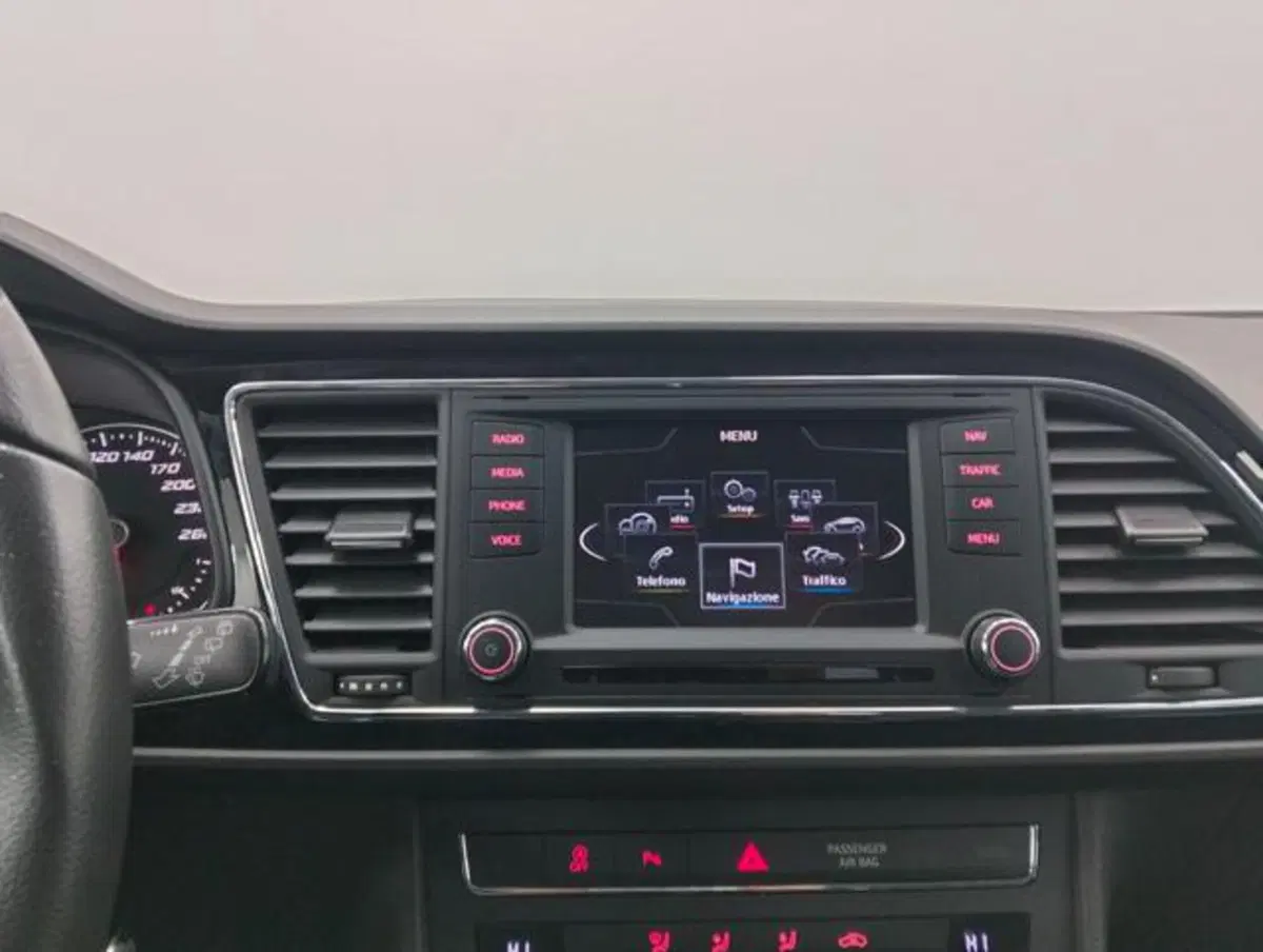 SEAT Leon ST usata a Como (13)