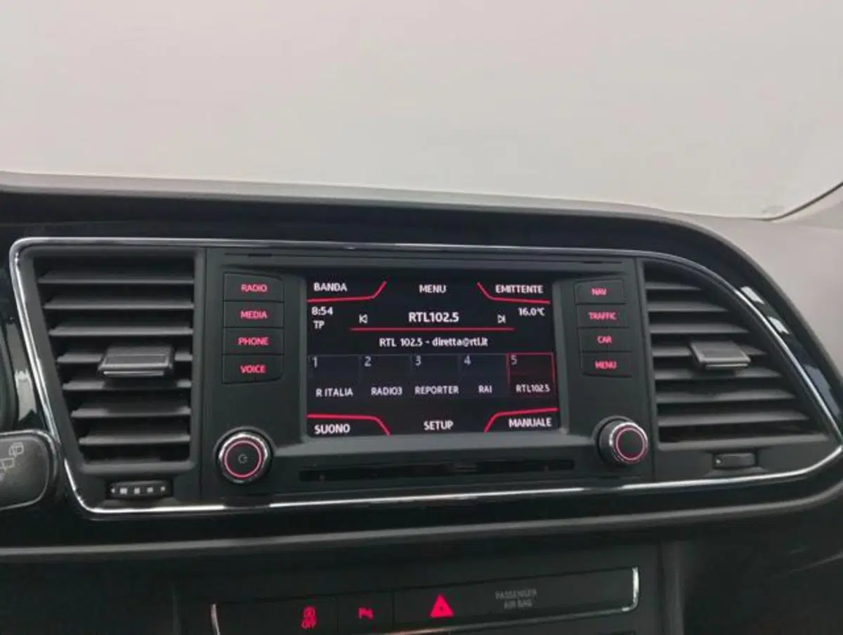 SEAT Leon ST usata a Como (14)