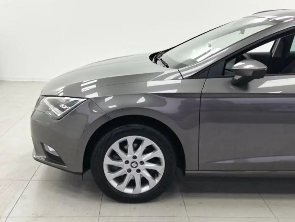 SEAT Leon ST usata a Como (9)