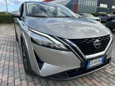 Nissan Qashqai 1.3 mhev N-Connecta 2wd 140cv del 2023 usata a Empoli