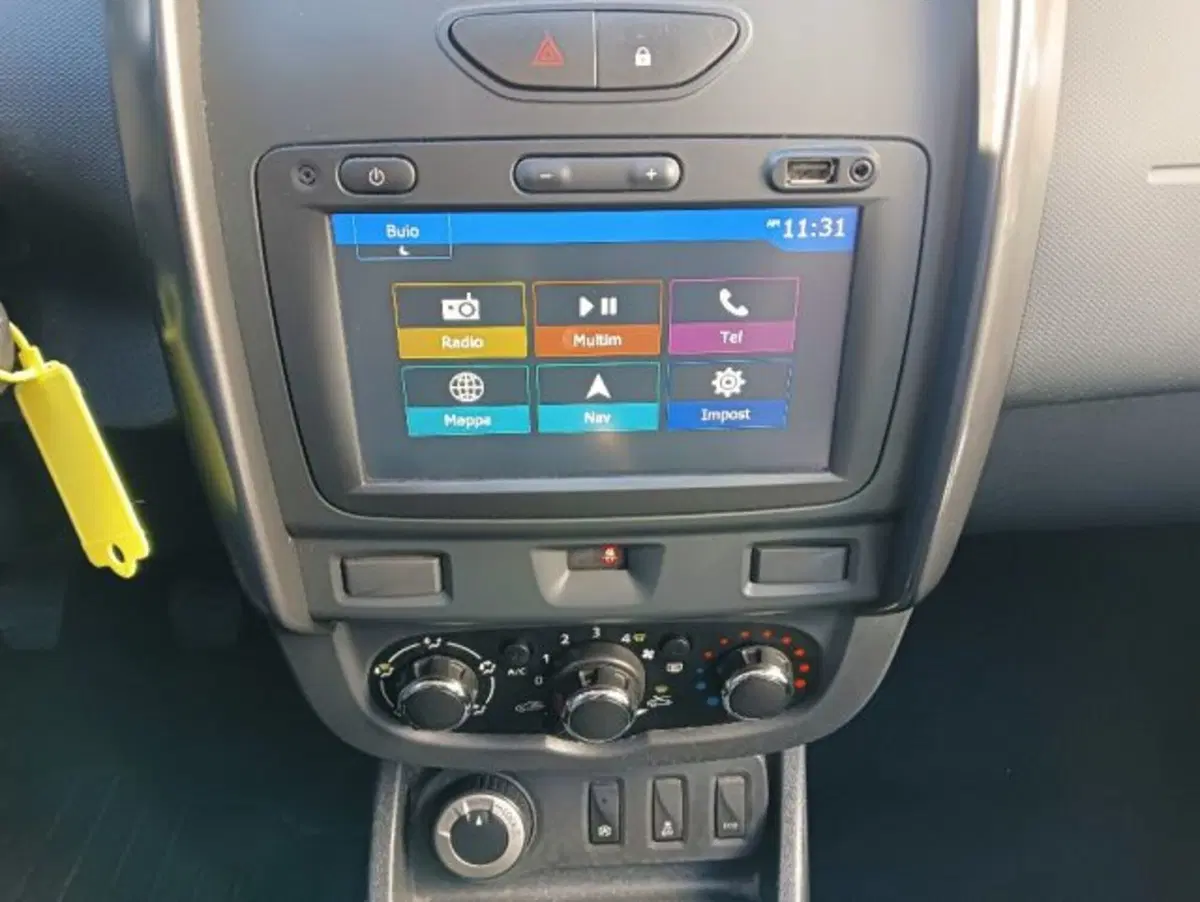 Dacia Duster usata a Brescia (12)