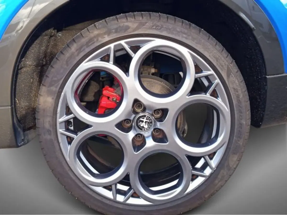 Alfa Romeo Tonale usata a Frosinone (10)