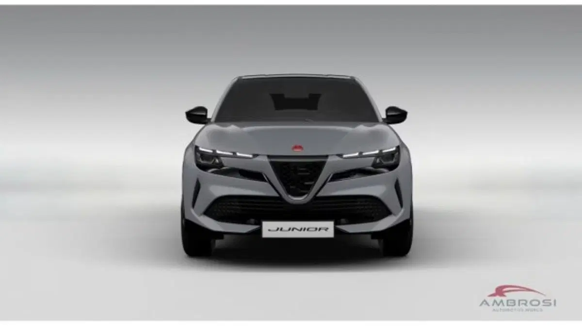 Alfa Romeo Junior nuova a Perugia (4)