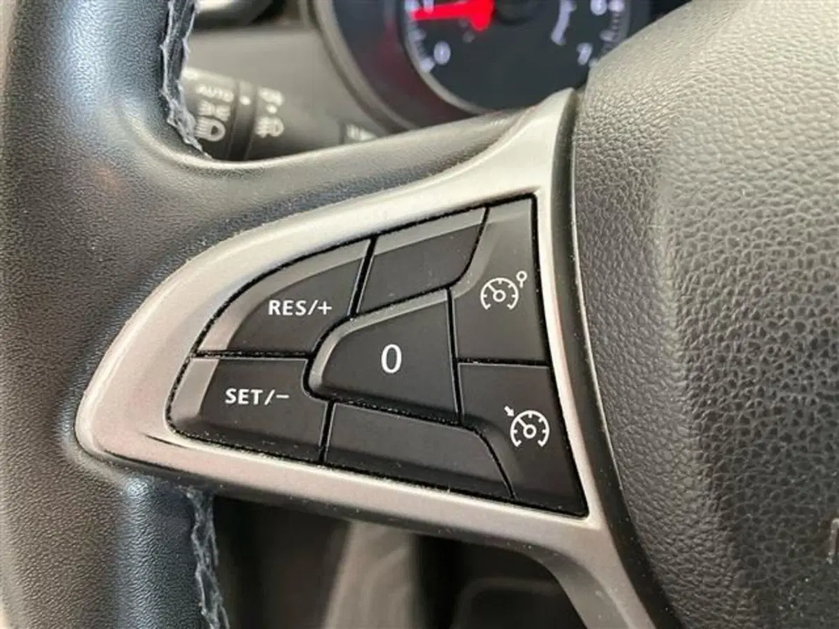 Dacia Duster usata a Como (17)