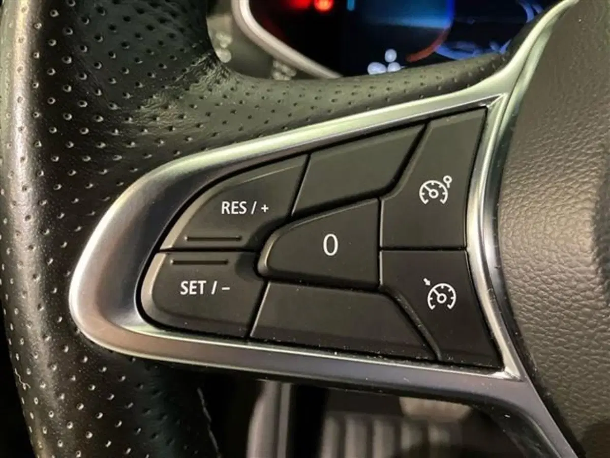Renault Clio usata a Como (17)