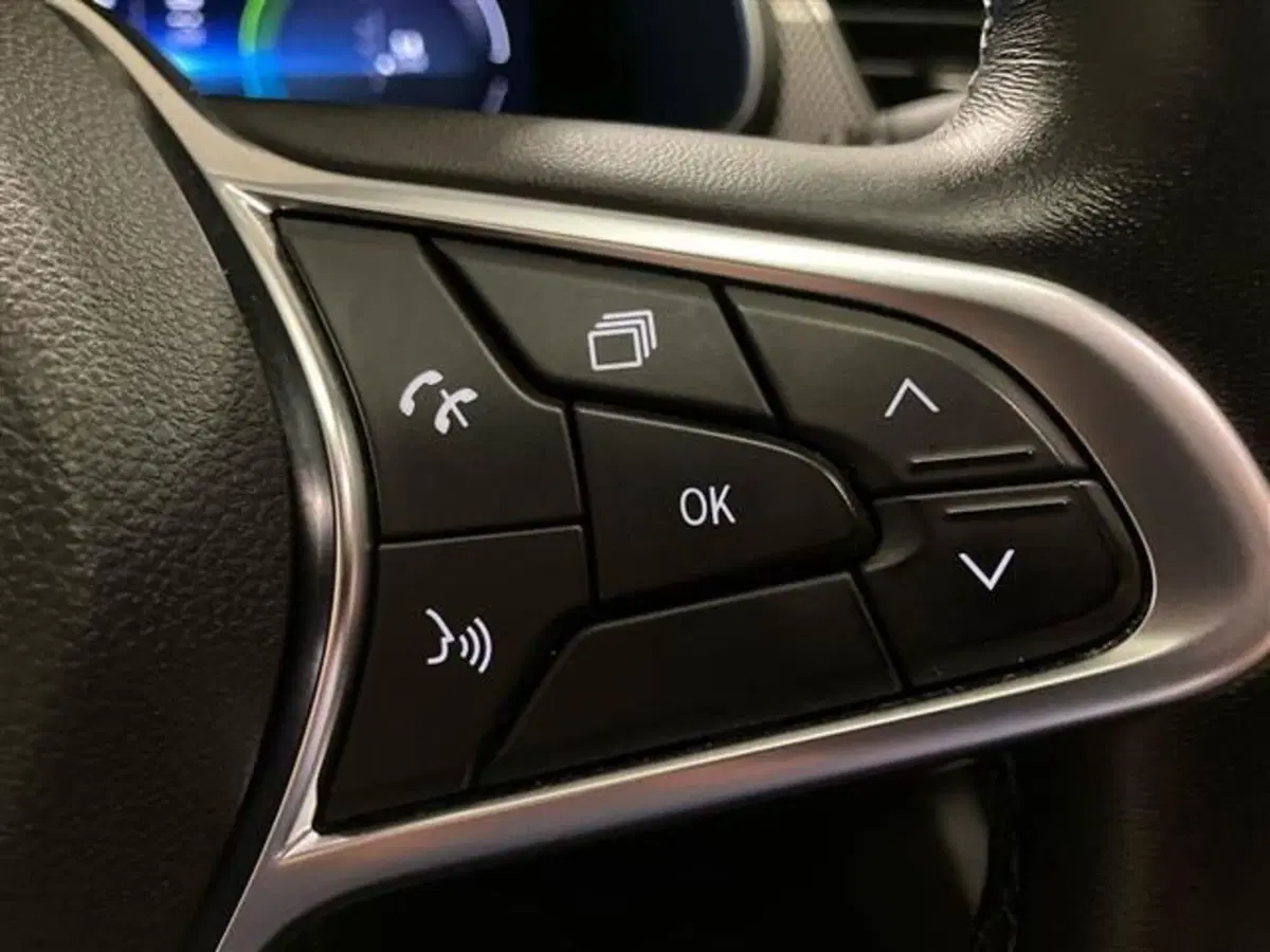 Renault Arkana usata a Como (17)