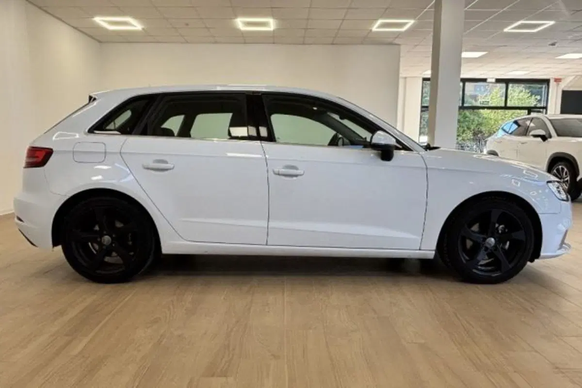 Audi A3 Sportback usata a Latina (4)