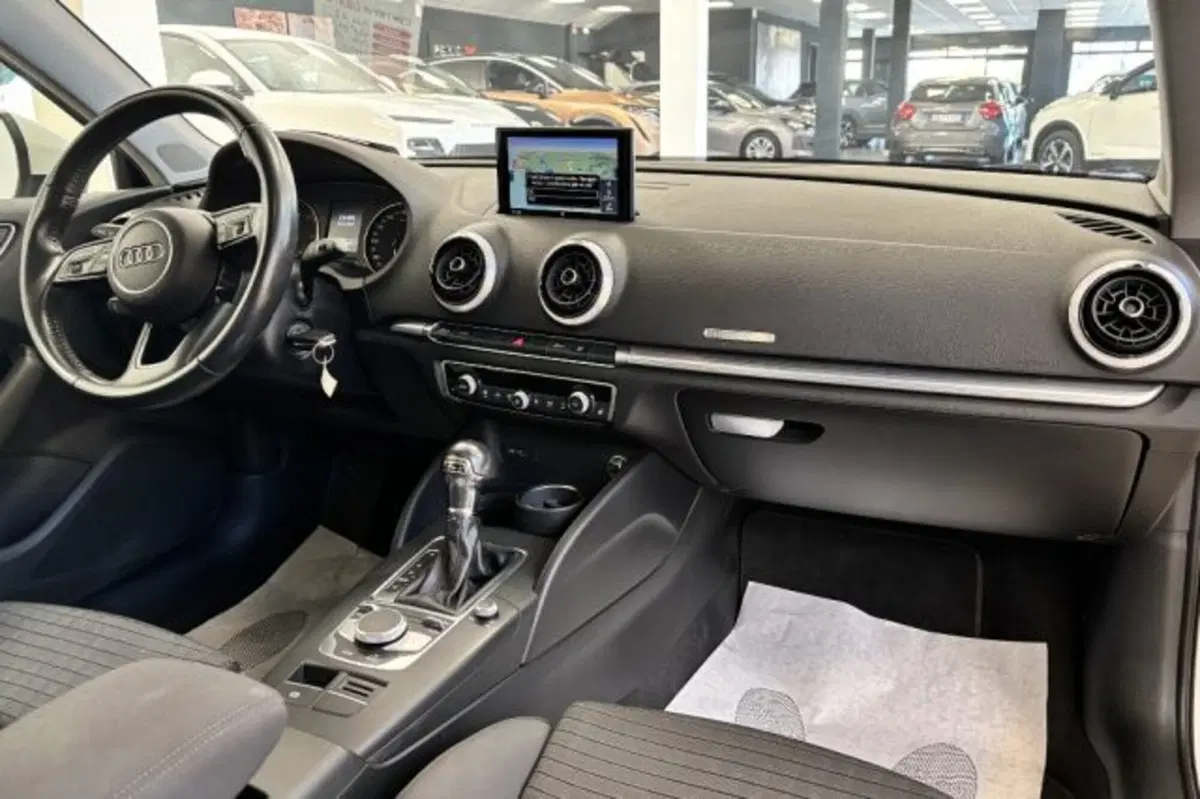 Audi A3 Sportback usata a Latina (9)