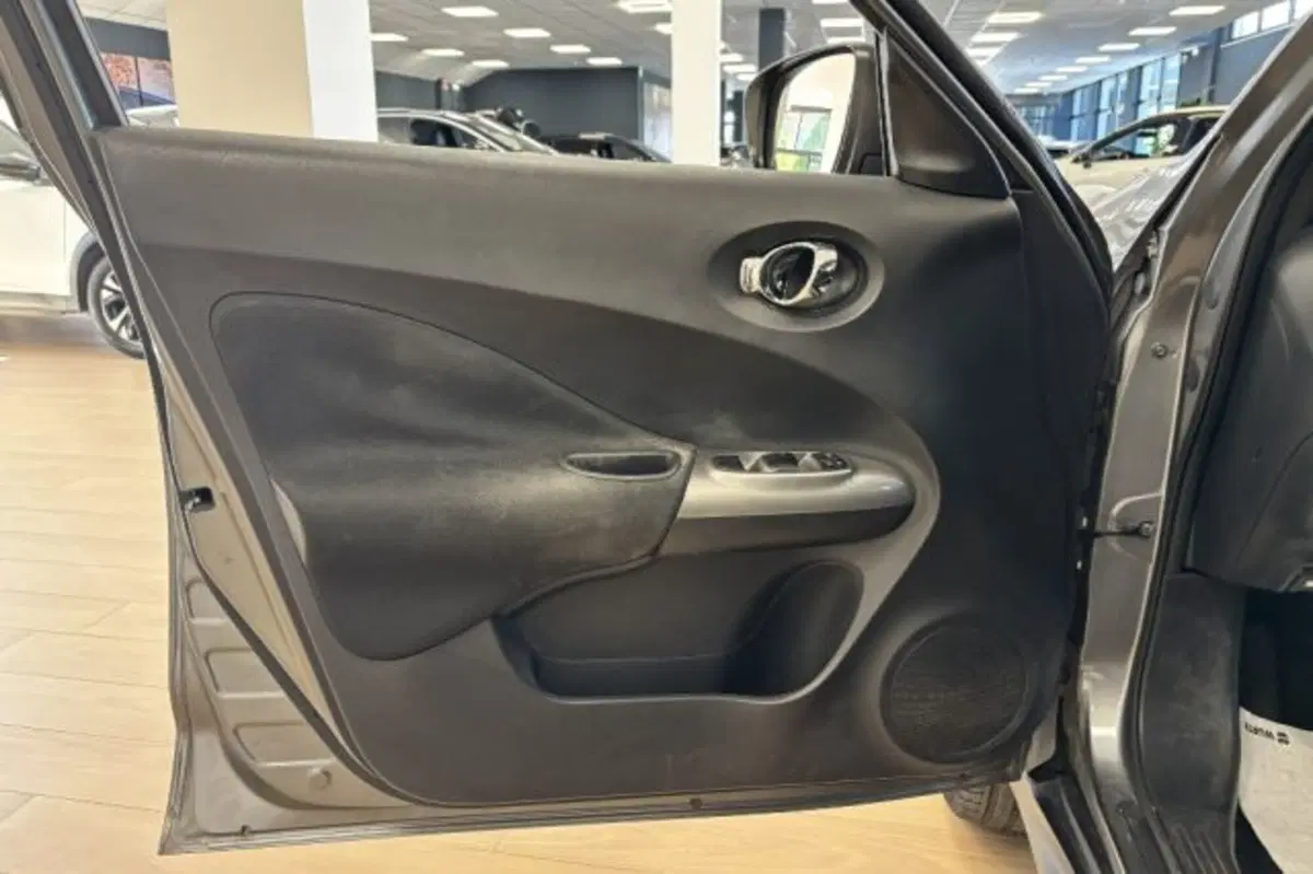Nissan Juke usata a Latina (11)