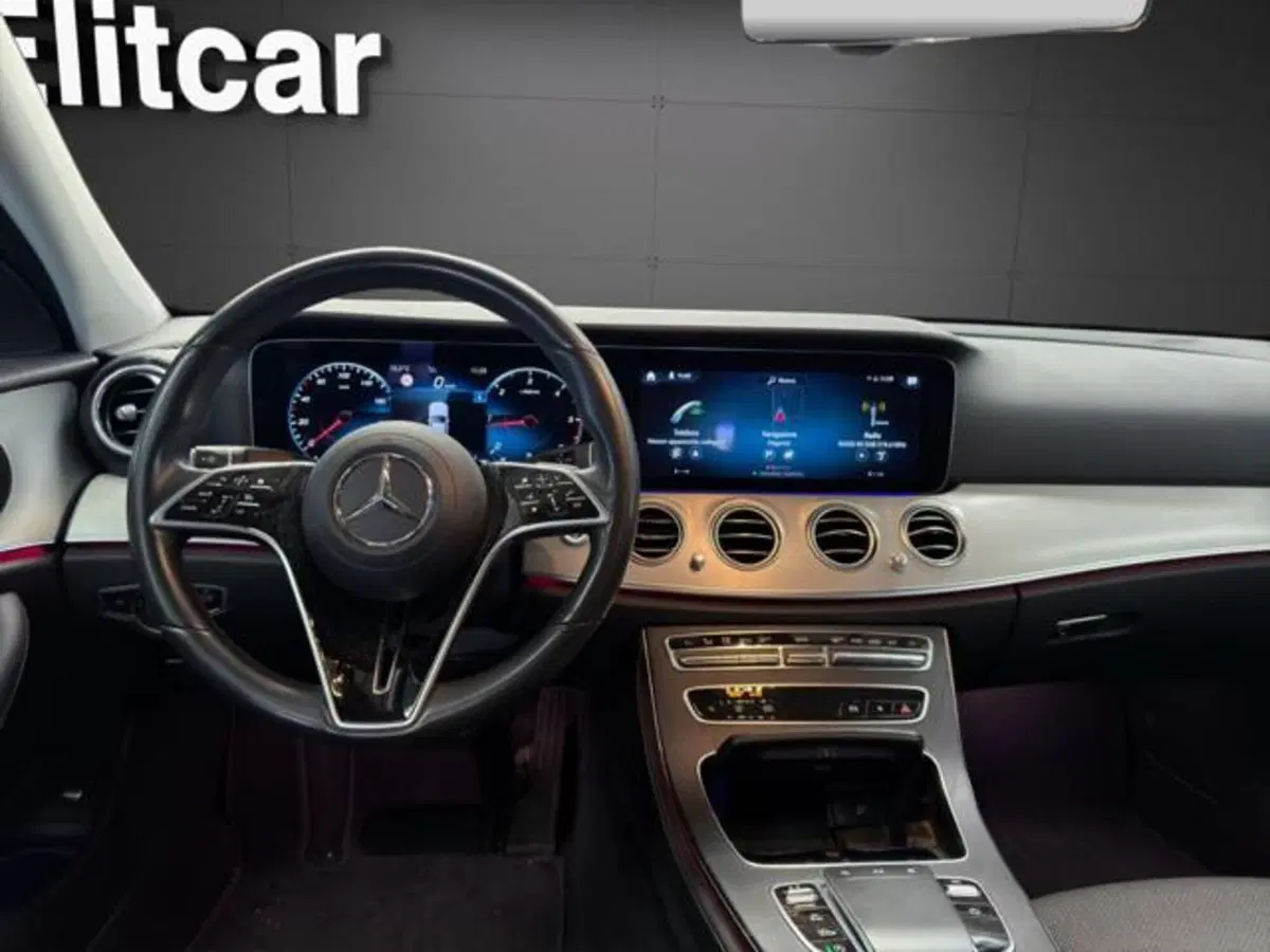 Mercedes-Benz Classe E usata a Milano (9)