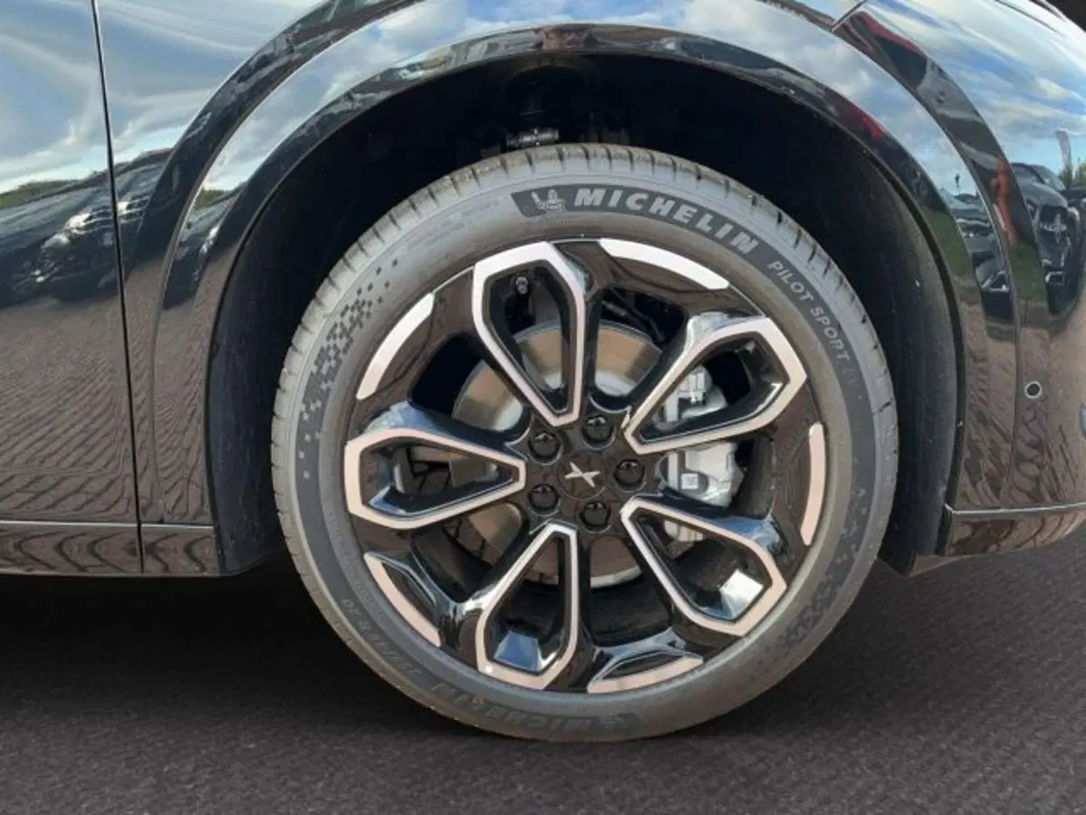 XPeng G6 nuova a Novara (9)