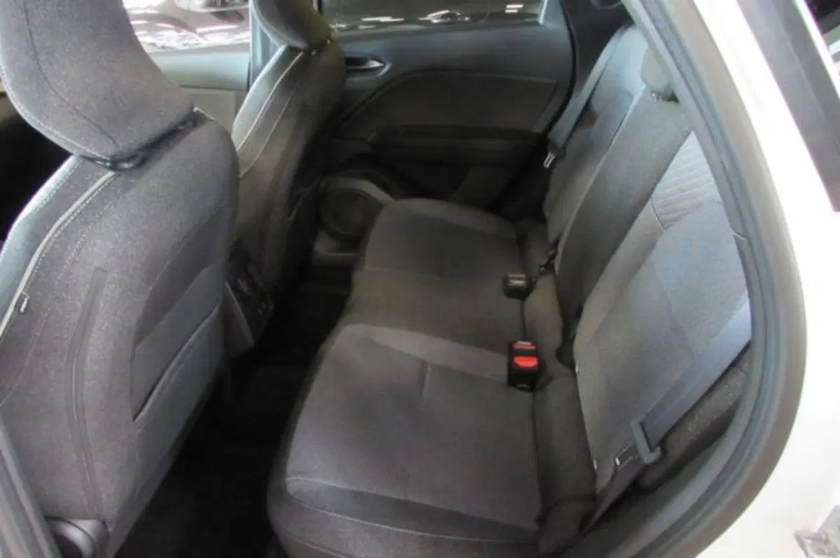 Renault Captur nuova a Milano (10)
