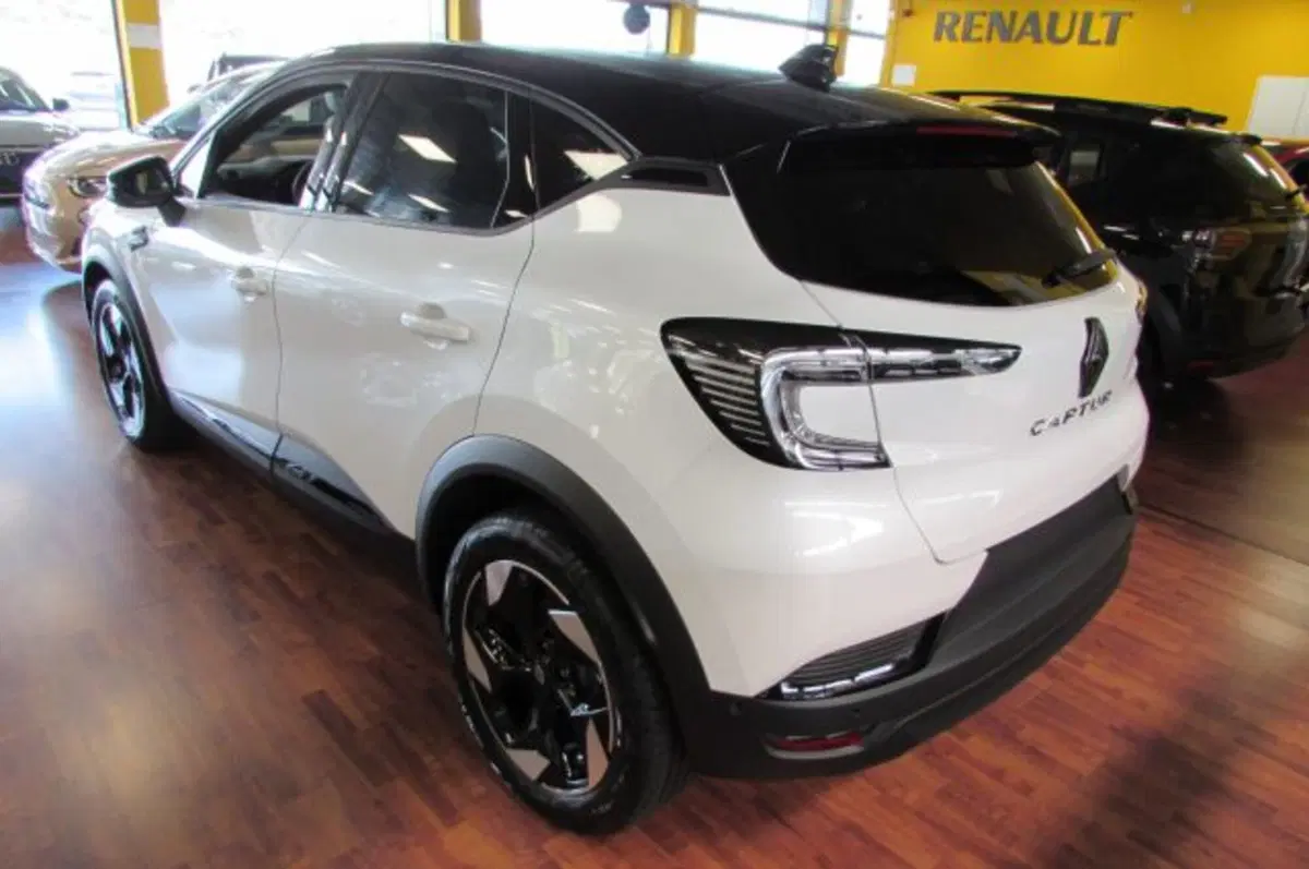 Renault Captur nuova a Milano (5)