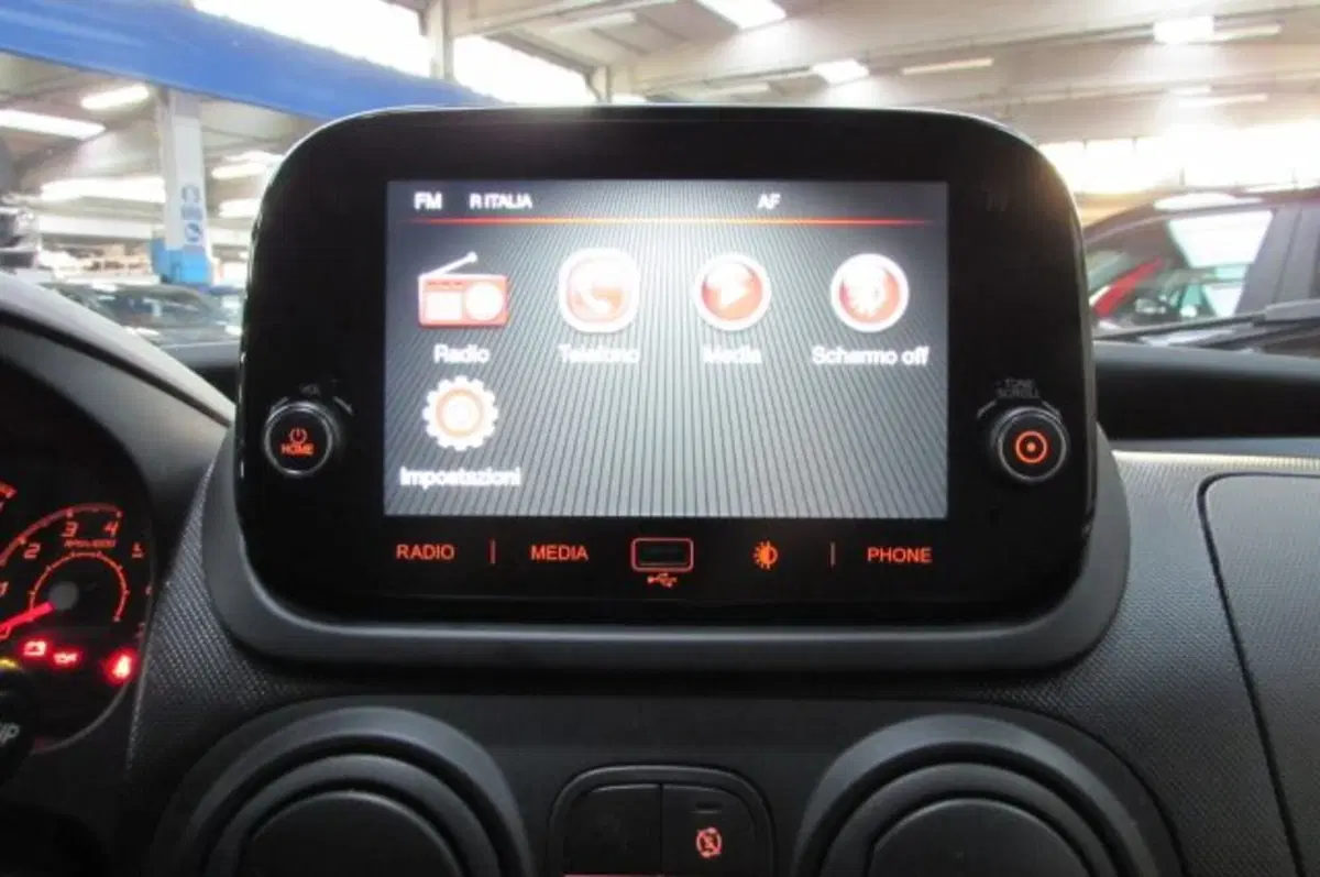 Fiat Fiorino usata a Milano (10)