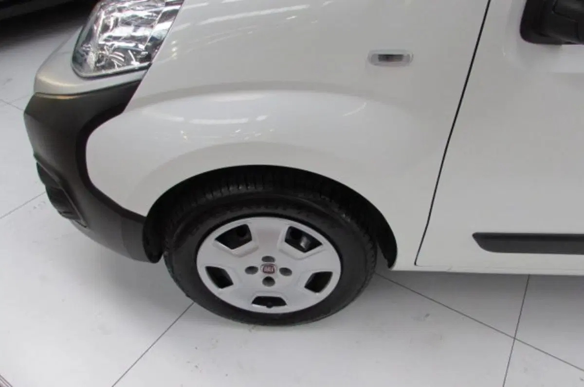 Fiat Fiorino usata a Milano (6)