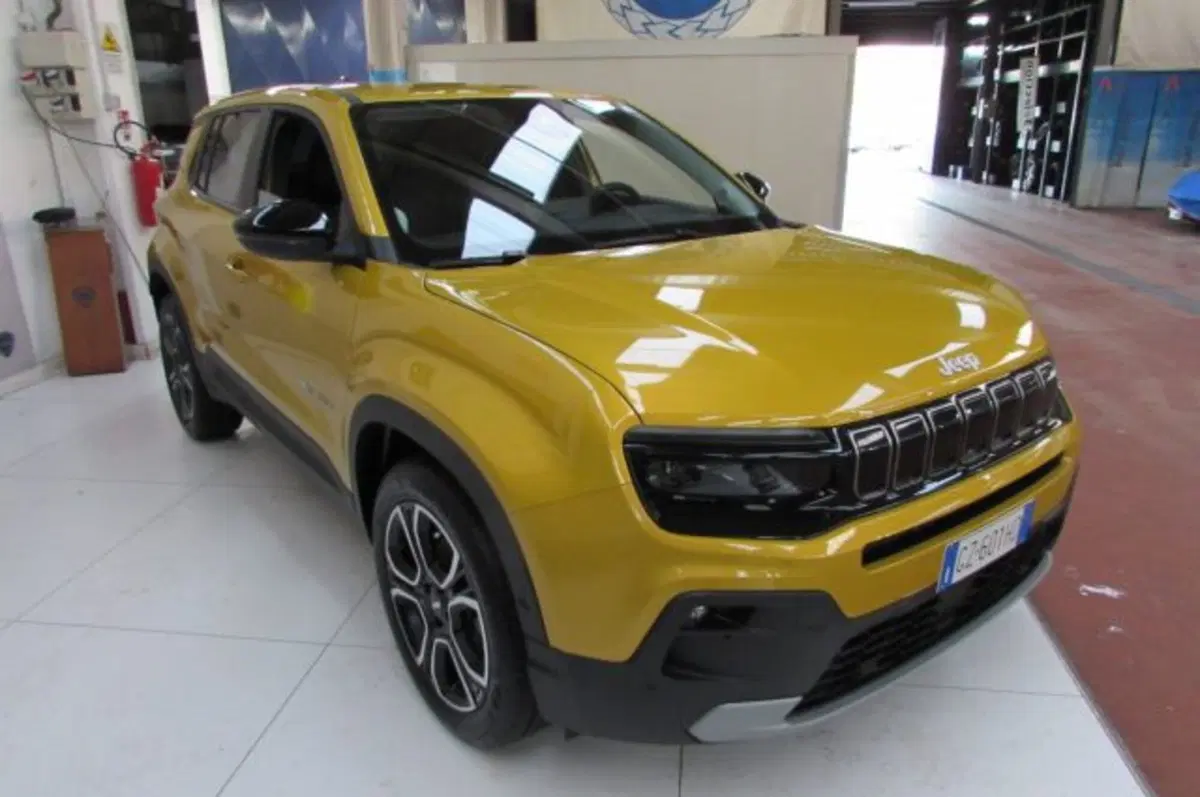 Jeep Avenger usata a Milano (3)
