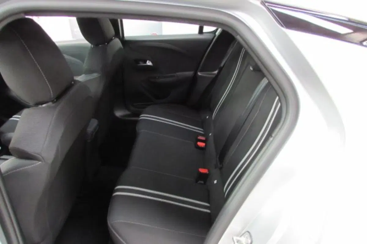 Opel Corsa usata a Milano (14)