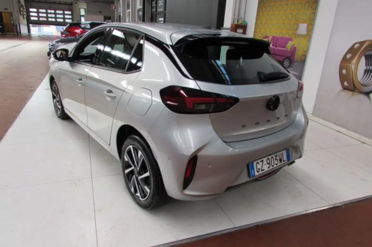 Opel Corsa usata a Milano (5)