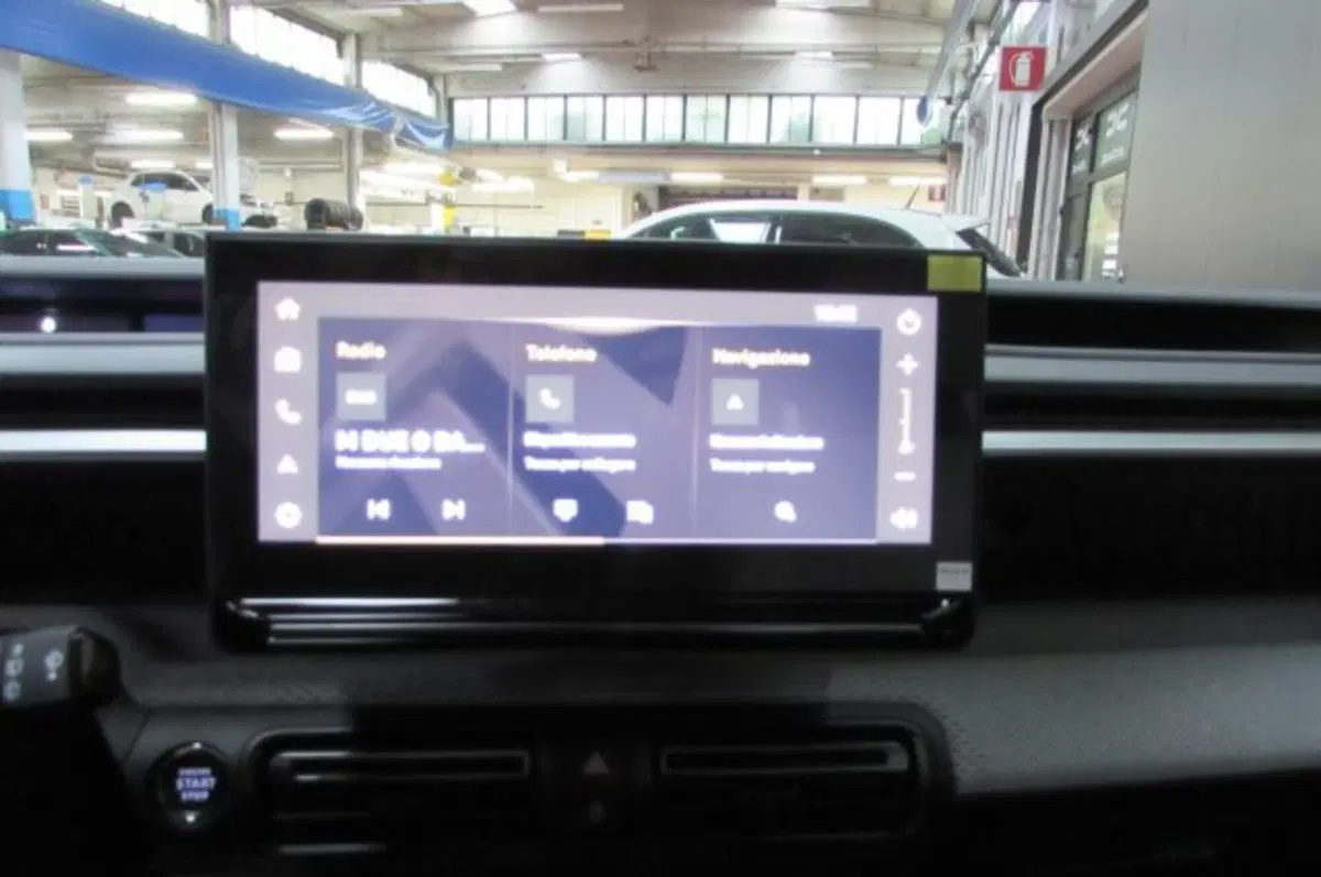 Citroen C3 Aircross nuova a Milano (10)