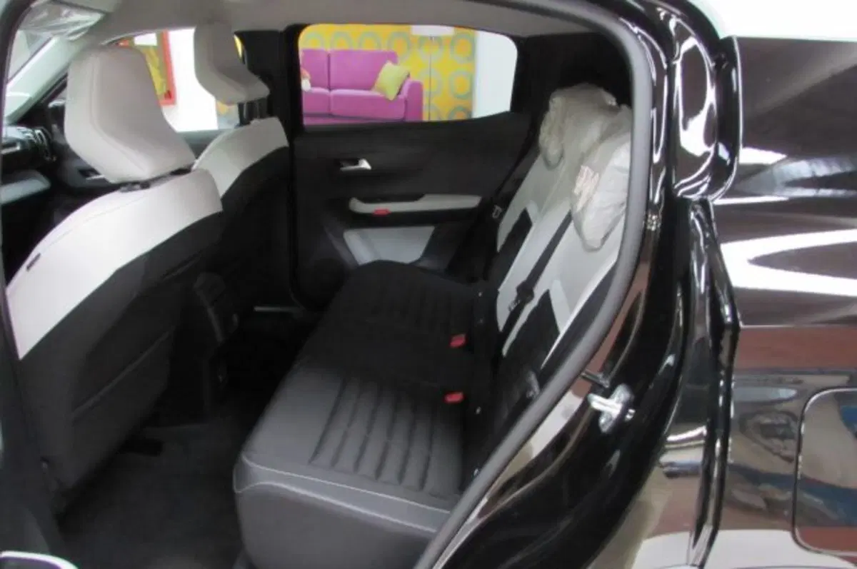 Citroen C3 Aircross nuova a Milano (15)