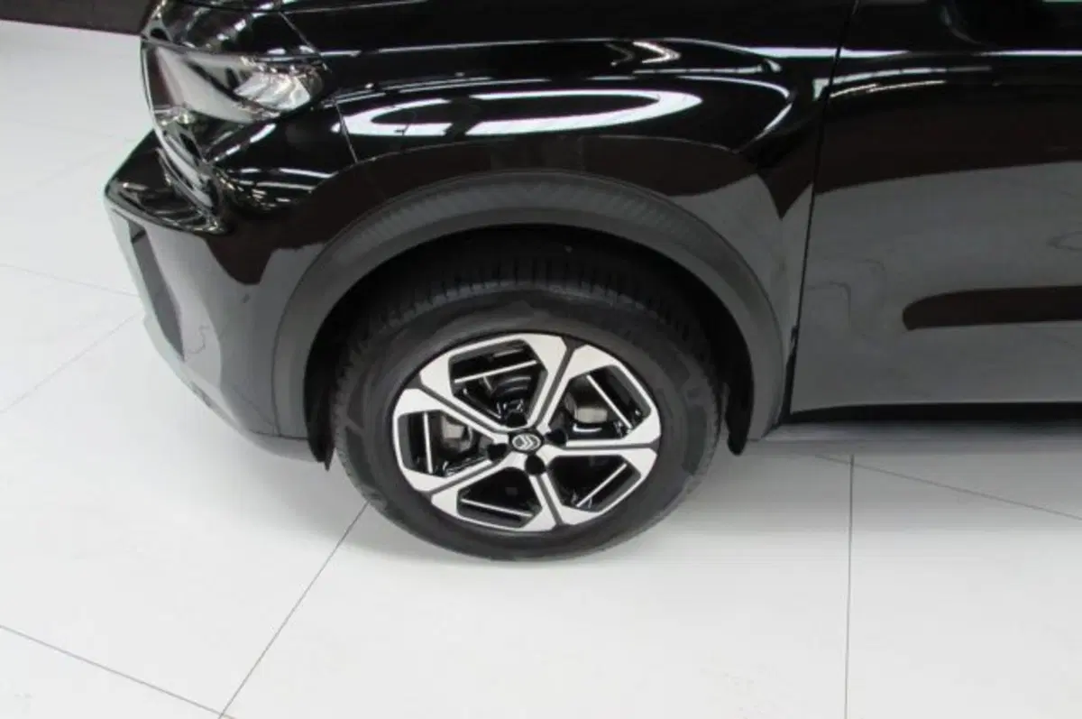 Citroen C3 Aircross nuova a Milano (6)